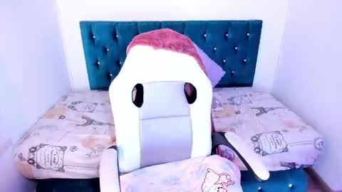 Snapshot of jhiinny_brownn chatting on 03.08.25 Jhiinny online show from 03.08.25