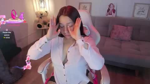 Snapshot of jhiinny_brownn chatting on 10.04.25 Jhiinny online show from 10.04.25