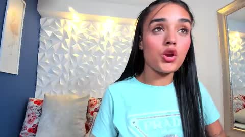 Jhoana  online show from 01.31.25