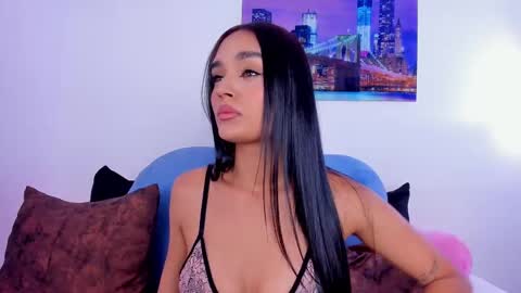 Jhoana  online show from 09.18.25