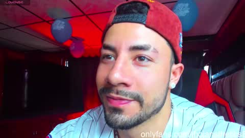 Jhojan Strong  online show from 10.08.25