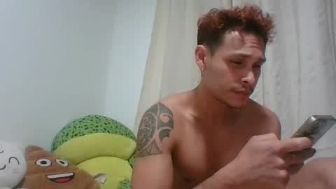 Snapshot of jhon_gourmet55 chatting on 10.19.25 jhon_gourmet55 online show from 10.19.25