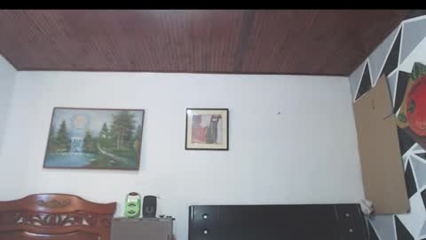 Snapshot of jhon_tommy chatting on 12.12.24 jhon tommy online show from 12.12.24