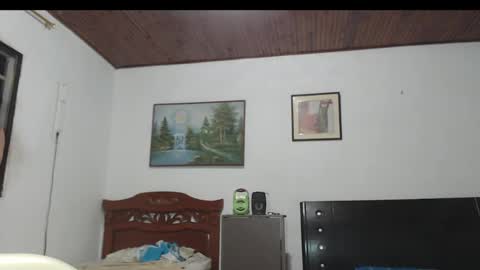 Snapshot of jhon_tommy chatting on 12.15.24 jhon tommy online show from 12.15.24