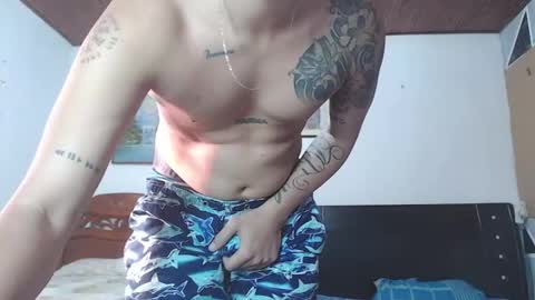 Snapshot of jhon_tommy chatting on 12.24.24 jhon tommy online show from 12.24.24