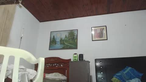 Snapshot of jhon_tommy chatting on 12.28.24 jhon tommy online show from 12.28.24