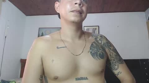 Snapshot of jhon_tommy chatting on 01.07.25 jhon tommy online show from 01.07.25