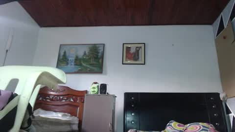 Snapshot of jhon_tommy chatting on 01.28.25 jhon tommy online show from 01.28.25