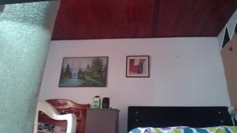 Snapshot of jhon_tommy chatting on 02.01.25 jhon tommy online show from 02.01.25