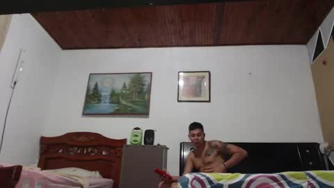 Snapshot of jhon_tommy chatting on 02.04.25 jhon tommy online show from 02.04.25