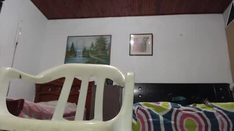 Snapshot of jhon_tommy chatting on 02.04.25 jhon tommy online show from 02.04.25