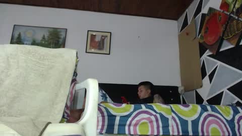 Snapshot of jhon_tommy chatting on 02.10.25 jhon tommy online show from 02.10.25