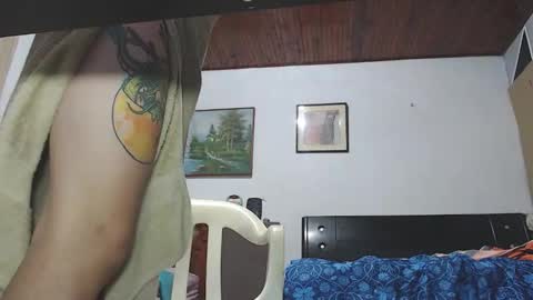 Snapshot of jhon_tommy chatting on 02.25.25 jhon tommy online show from 02.25.25