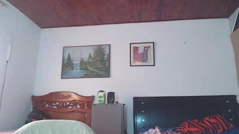 Snapshot of jhon_tommy chatting on 02.25.25 jhon tommy online show from 02.25.25