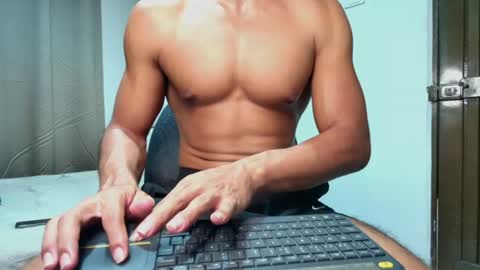 Snapshot of jhon_wich2 chatting on 06.15.26 Jhon wich2 online show from 06.15.26