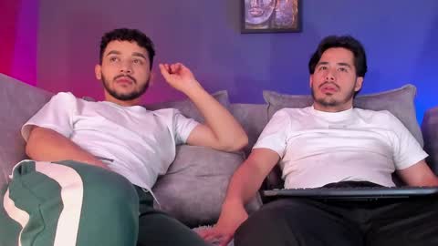Snapshot of jhonandjonny chatting on 04.20.26 Jhon and jonny online show from 04.20.26