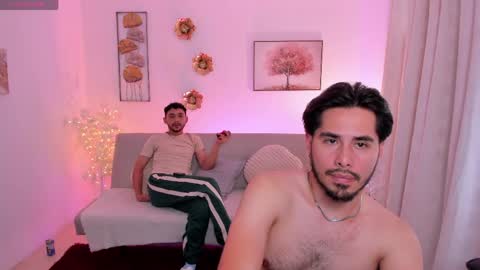 Snapshot of jhonandjonny chatting on 05.12.26 Jhon and jonny online show from 05.12.26