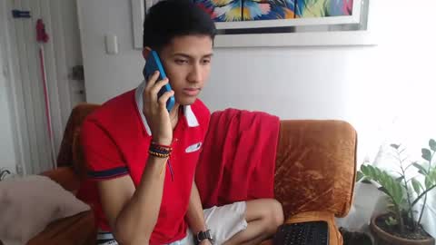 Snapshot of jhonierxz chatting on 06.17.26 jhonierxz online show from 06.17.26