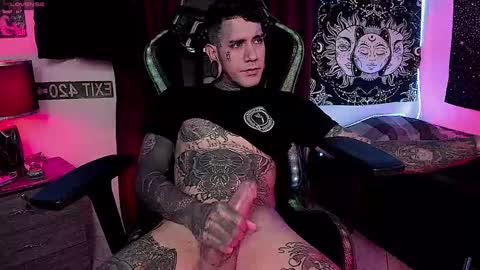 Snapshot of jhonny_ackerman chatting on 12.04.24 jhonny_ackerman online show from 12.04.24