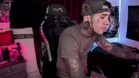 Snapshot of jhonny_ackerman chatting on 12.08.24 jhonny_ackerman online show from 12.08.24