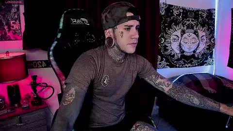 Snapshot of jhonny_ackerman chatting on 12.11.24 jhonny_ackerman online show from 12.11.24