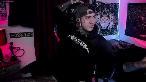 Snapshot of jhonny_ackerman chatting on 12.12.24 jhonny_ackerman online show from 12.12.24