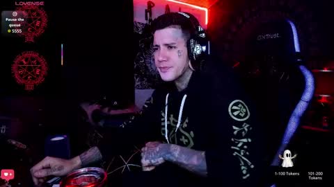 Snapshot of jhonny_ackerman chatting on 09.15.25 jhonny_ackerman online show from 09.15.25