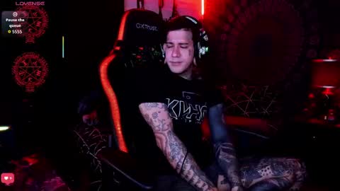 Snapshot of jhonny_ackerman chatting on 09.26.25 jhonny_ackerman online show from 09.26.25