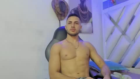 Snapshot of jhonny_flames7 chatting on 12.23.24 jhonny online show from 12.23.24