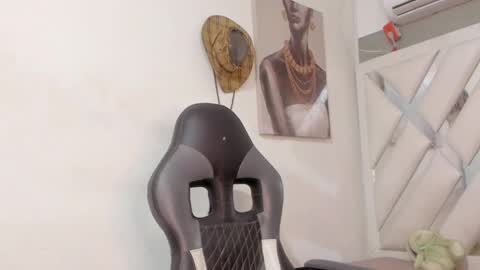 Snapshot of jhonny_flames7 chatting on 12.28.24 jhonny online show from 12.28.24