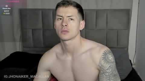 Snapshot of jhonny_macallan chatting on 09.21.25 Jhonaiker online show from 09.21.25