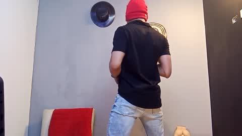 Snapshot of jhonny_thes28 chatting on 10.10.25 jhonny_thes28 online show from 10.10.25