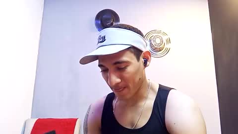 Snapshot of jhonny_thes28 chatting on 11.08.25 jhonny_thes28 online show from 11.08.25