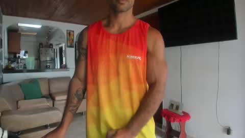 Snapshot of jhonnyxxfitnexx chatting on 10.30.25 jh online show from 10.30.25