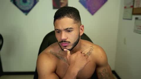   IG jhony serna  IG Personal jonathanserna88 online show from 09.23.25