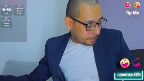 Jhony Alzate online show from 12.28.24