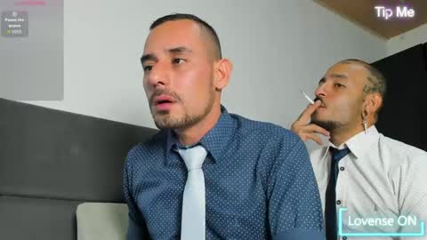 Snapshot of jhonyalzate chatting on 05.29.26 Jhony Alzate online show from 05.29.26