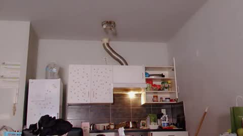 Snapshot of jhopeftw chatting on 02.12.26 Anya online show from 02.12.26