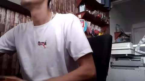 Snapshot of jhosuamoore chatting on 10.15.25 Jhosuamoore online show from 10.15.25