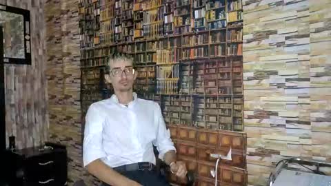 Snapshot of jhosuamoore chatting on 11.05.25 Jhosuamoore online show from 11.05.25