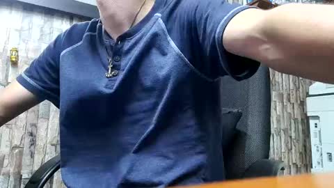 Jhosuamoore  online show from 12.17.25