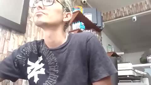 Snapshot of jhosuamoore2 chatting on 09.18.25 jhosuamoore2 online show from 09.18.25