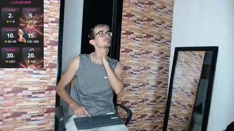 Snapshot of jhosuamoore2 chatting on 11.06.25 jhosuamoore2 online show from 11.06.25