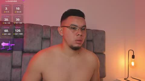 Jhonatan80  online show from 04.11.26