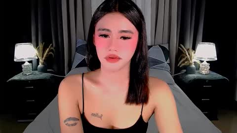 jhuliana_and_charles_room online show from 09.18.25