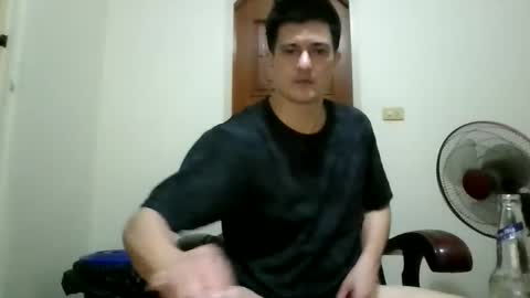 Snapshot of jhwozy chatting on 11.15.25 jhwozy online show from 11.15.25