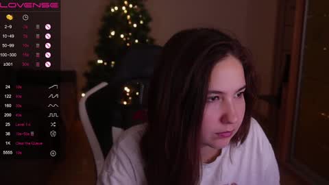 jia_lisaa online show from 12.18.24