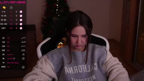 jia_lisaa online show from 01.02.25