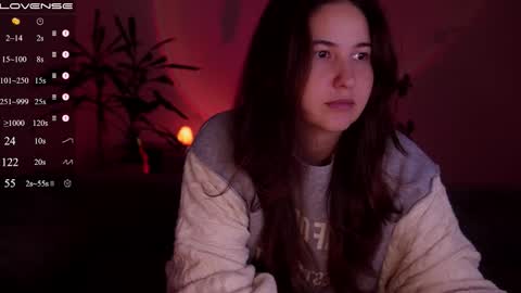 jia_lisaa online show from 10.10.25