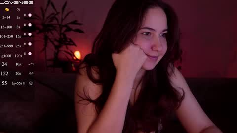 jia_lisaa online show from 11.04.25